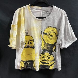 Minions Graphic T Shirt White Gray Guitar Boxy Cropped Style XXL